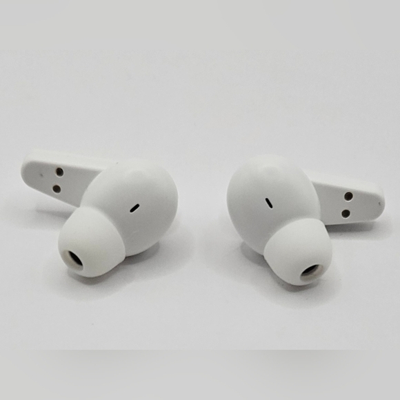 Sentry BT105 Bluetooth->White Active Noise Canceling Wireless Earbuds - Picture 3 of 11